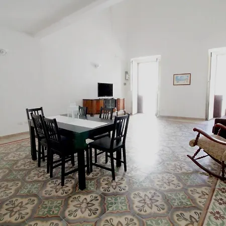 Le Tre Isole - By Ap Апартаменты *